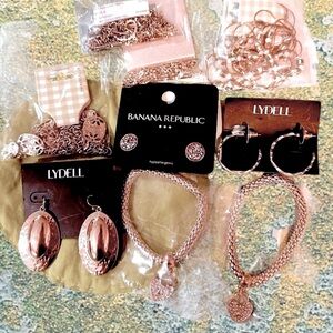 Banana Republic Elle Lydell fashion jewelry bundle earrings necklace bracelets